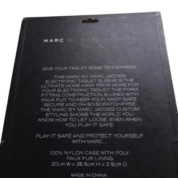 Marc Jacobs Tablet Case - Picture 3 of 3